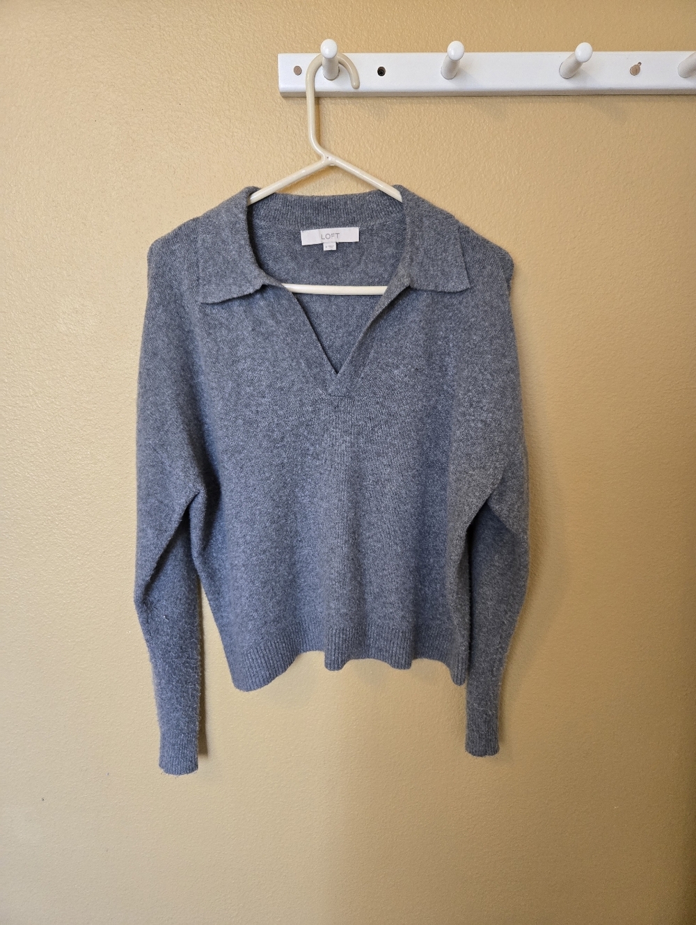 Collared V-neck Sweater
